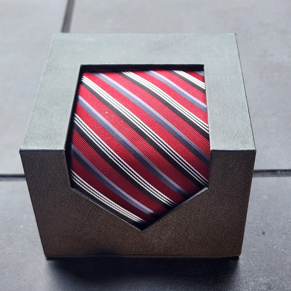 NWT Croft & Barrow Traditional Men's Red Paris Stripe Neck Tie Black White‎ Gray